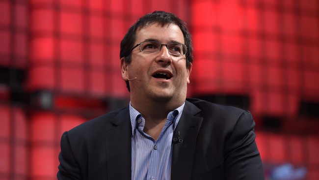 Chief Operating Officer Facebook, Sheryl Sandberg, akhirnya kembali muncul di publik pada Selasa (5/5) setelah kematian mendadak suaminya, David Goldberg.
