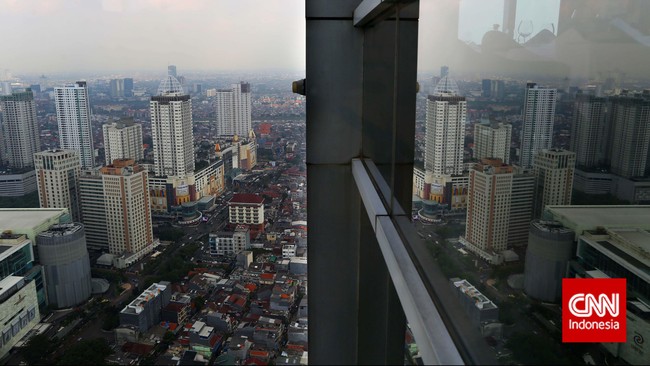 Masih ada lima gedung di kawasan Sudirman-Thamrin  yang masih melanggar penggunaan air tanah dan sumur serapan yang ditemukan Pemprov DKI lewat sidak.
