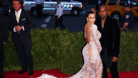 Gitaris Slayer Kenakan Kaus Bertulis 'Kill the Kardashians'