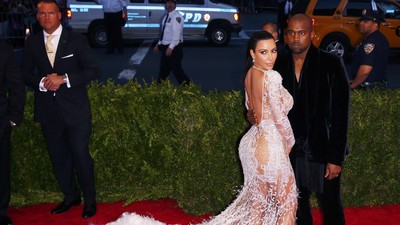 Membocorkan Video Lamaran Kim dan Kanye, Denda Rp6 Miliar