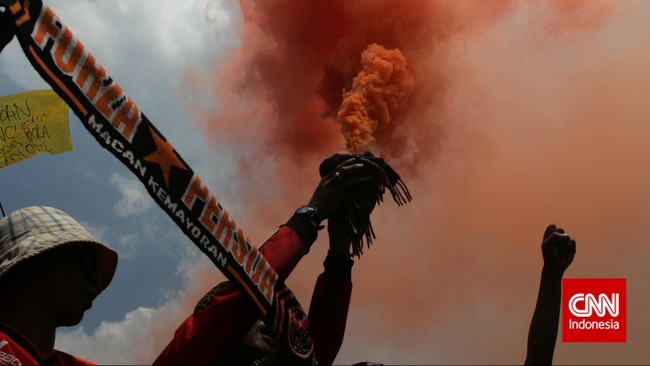 Pengurus Pusat The Jakmania menyiarkan pernyataan sikap resmi jelang final Piala Bhayangkara antara Persib dan Arema yang akan digelar di Jakarta.