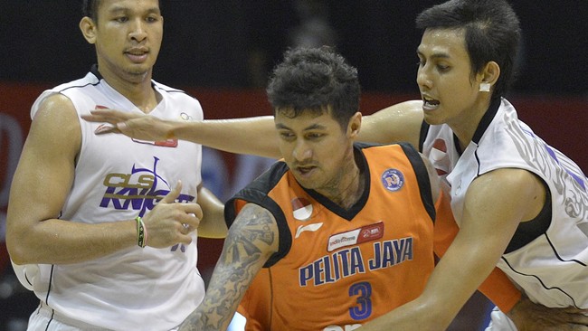 CLS Knights Surabaya maju ke babak semifinal NBL usai mengalahkan Hang Tuah Sumsel, 75-72 lewat pertarungan sengit di detik-detik akhir pertandingan.