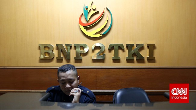 Sertifikasi tersebut diharapkan dapat membuat upah perawat Indonesia di luar negeri dapat dibayar empat kali lebih tinggi.