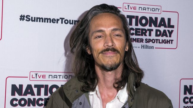 Selain menyanyi, vokalis Incubus Brandon Boyd juga menghasilkan lukisan yang sudah banyak dipamerkan, bahkan disimpan di museum.