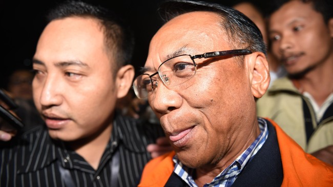 Mantan menteri ESDM era SBY itu  menjalani pemeriksaan pertama usai ditahan Selasa (5/5) lalu.