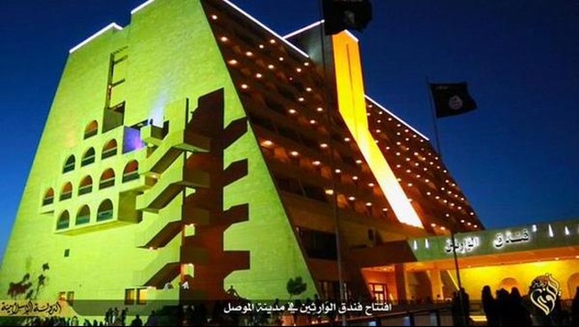 ISIS dilaporkan membuka hotel mewal di Mosul, kota terbesar kedua di Irak, yang ditujukan bagi para militannya yang sedang berkunjung.