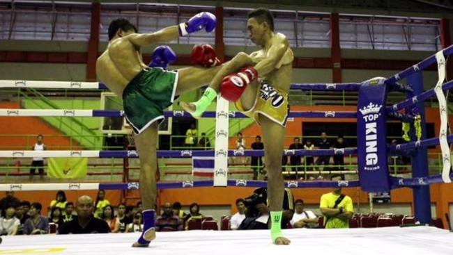 Petarung Muaythai Indonesia bakal unjuk kemampuan di ajang Naksoo Road to Victory di GOR Bulungan, Sabtu (9/5) melawan atlet-atlet dari mancanegara.