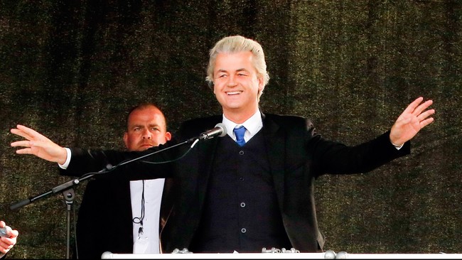 Politisi anti-Islam Belanda, Geert Wilders, menayangkan cuplikan sejumlah foto kartun Nabi Muhammad di stasiun TV nasional pada Rabu (24/6).