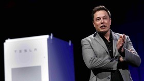 Elon Musk Siapkan Suplai Energi Terbesar di Australia
