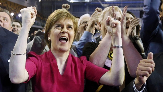 Wakil PM Skotlandia Nicola Sturgeon terus menuntut kemerdekaan dari Inggris, menganggap keputusan PM Theresa May sebagai langkah yang bodoh.