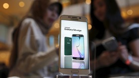 Dituntut Apple, Samsung Dibela Facebook dan Google