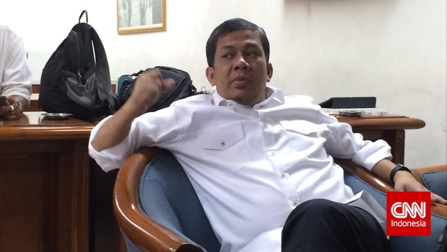 DPR melalui pimpinannya mengaku kecewa atas penolakan pemerintah terkait dana aspirasi, bahkan dianggap tidak menghargai aspirasi rakyat.