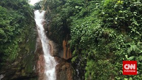 Terbius Permainya Suasana Curug Cigamea