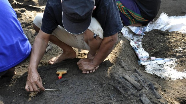 Setelah melakukan penelitian selama lima tahun, akhirnya tim arkeologi berhasil merekonstruksi ulang rumah yang terkubur letusan Gunung Tambora.