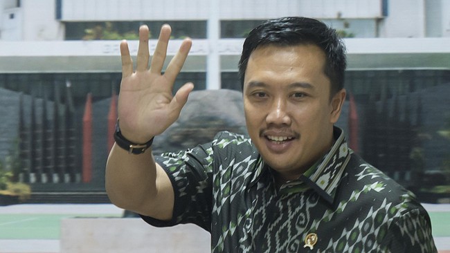 Gowes Nusantara merupakan salah satu andalan Kementerian Pemuda dan Olahraga dalam mengkampanyekan 'Ayo Olahraga' jelang Asian Games 2018.