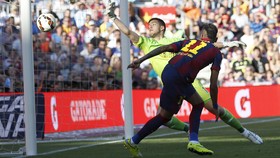 Barcelona Tundukkan Sociedad 2-0