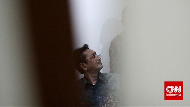 Menurut Komisioner KPPU, Muhammad Nawir Messi, kasus korupsi TransJakarta Udar Pristono masuk ranah pidana bukan persaingan usaha.