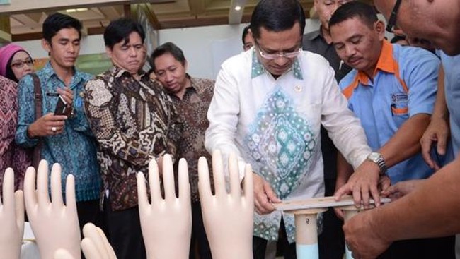 Keberadaan badan sertifikasi digital dinilai penting untuk membangun kepercayaan otentifikasi atas identitas pihak yang terlibat dalam transaksi online.