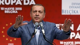 Presiden Erdogan Cegah Pria Bunuh Diri di Istanbul