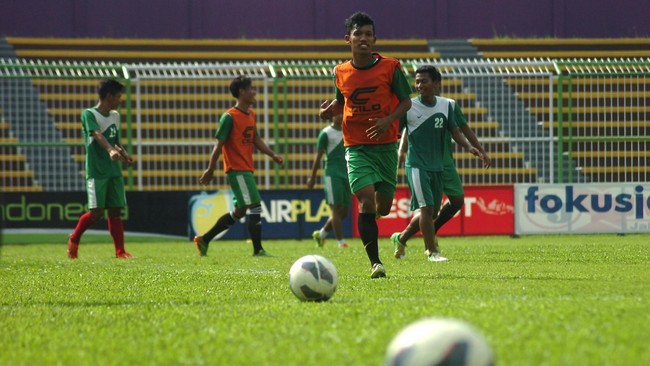Menurut asosiasi pemain, down payment pesepak bola Indonesia yang diputus kontraknya tidak boleh hangus.