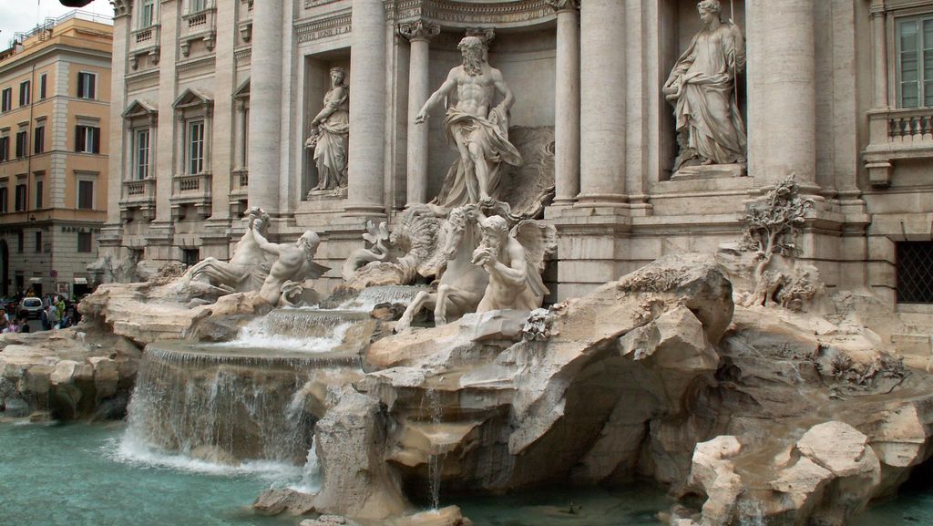 Lempar Koin di Air Mancur Trevi Roma Kini Tak Lagi Gratis