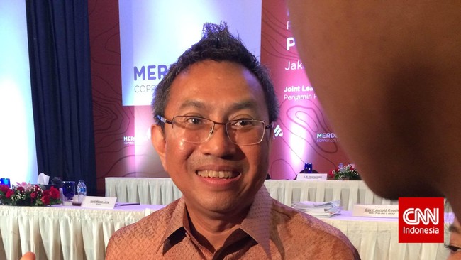 PT Merdeka Copper Gold akan memakai pinjaman dari sindikasi tiga bank itu untuk membiayai proyek mineral emas dan perak di Tujuh Bukit, Banyuwangi.
