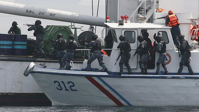 Jepang mengajukan anggaran militer tahunan setara Rp589,6 triliun untuk meningkatkan keamanan di kepulauan di Laut China Selatan.