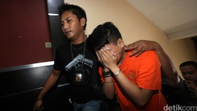 Polisi: Robbie Tiga Tahun Jadi Germo dan Sulit Ditangkap
