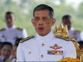Sehari Jelang Pelantikan, Raja Thailand Sembah Patung Buddha