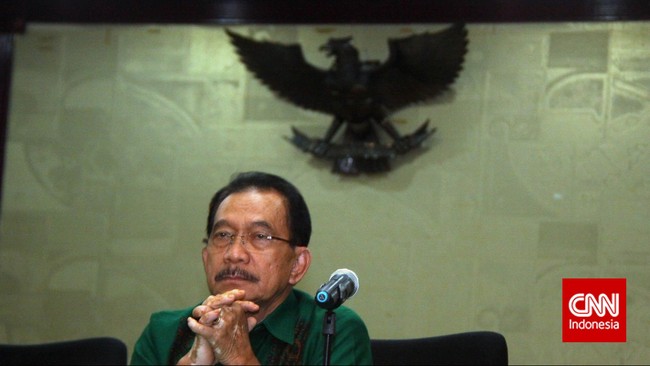 Mantan Menteri BUMN Tanri Abeng bilang sistem pengawasan Dewan Komisaris efektif membatasi munculnya praktik suap yang hanya menguntungkan segelintir pihak.
