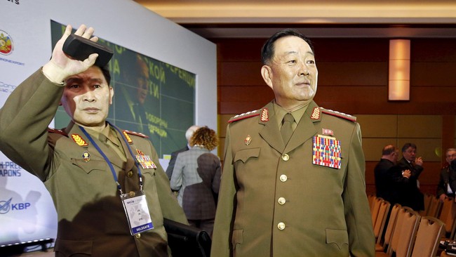 Rezim Kim Jong-un disebut telah mengeksekusi Hyon Yong Choi, 66, atas tuduhan pengkhianatan dan sikap tidak hormat pada pemimpin tertinggi negara.