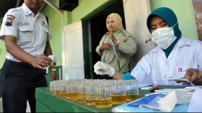Tingginya jumlah pengguna narkotika dan obat-obatan terlarang yang dimasukkan ke dalam penjara dipandang sebagai sebuah kesalahan besar.