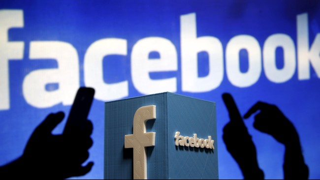 Pria asal Swiss ini dipidanakan karena dia me-like sebuah postingan di Facebook yang menyudutkan seseorang.