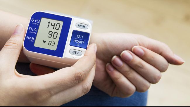 "Tekanan darah di pagi hari dapat menduga penyakit jantung dan stroke lebih baik," kata Kazuomi Kario dari Jichi Medical University School of Medicine, Jepang.