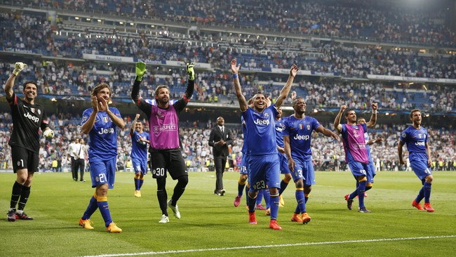 Claudio Marchisio menyatakan secara terbuka bahwa dirinya tak mungkin bisa menggantikan posisi Andrea Pirlo di Juventus.