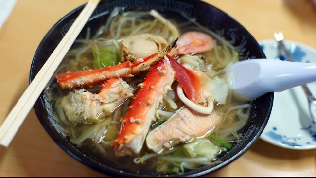 Festival kuliner Kampoeng Tempo Doeloe berlangsung di Kelapa Gading. Saatnya mencicipi aneka ragam kuliner tradisional yang memuaskan selera makan.