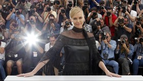 Charlize Theron Ungkap Rasa Jadi 'Perusak' Fast and Furious 8