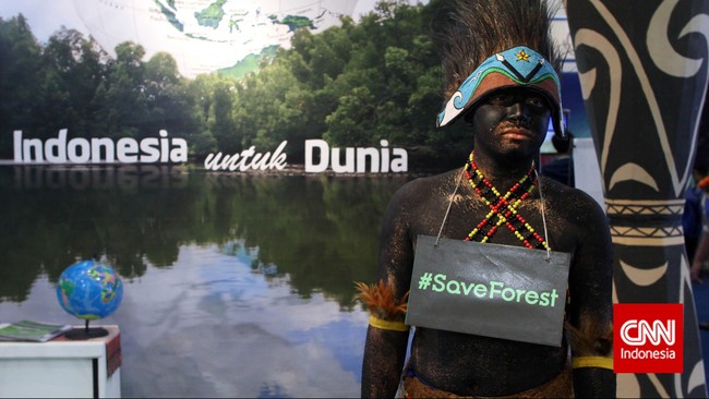 Komitmen Indonesia yakni mengurangi persentasi emisi gas karbon nasional hingga 29 persen