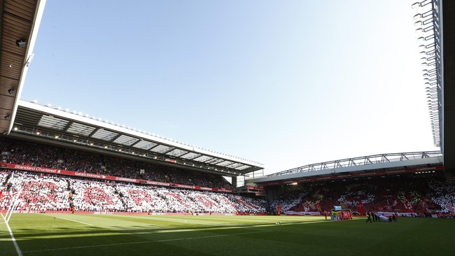 Pertandingan Piala Liga antara Bournemouth melawan Liverpool sempat terancam menyusul hilangnya seorang peserta tur di Stadion Anfield.