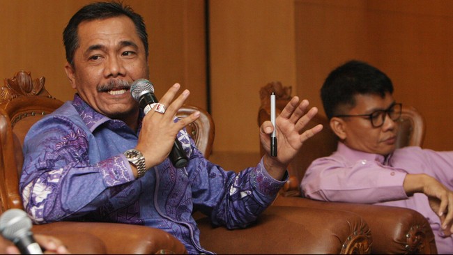 Presiden Jokowi dianggap tidak tegas dalam menyikapi niatan revisi UU KPK. Bukannya menolak, melainkan menunda.