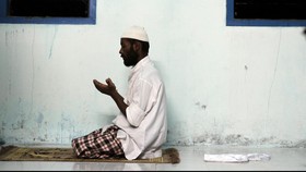 Mengintip Ibadah Puasa Etnis Rohingya di Malaysia