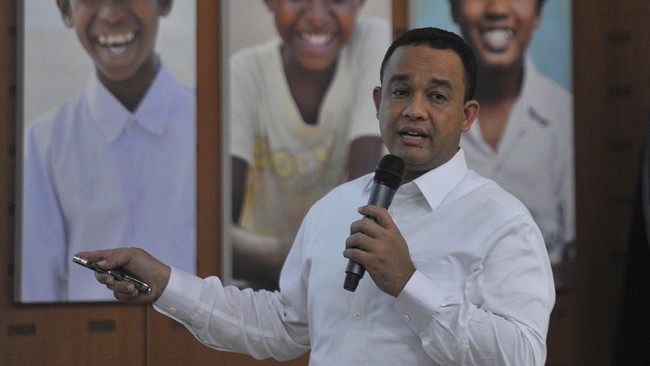 Gubernur DKI Anies Baswedan tak mau perekrutan staf bermasalah, sehingga peran dan fungsi staf gubernur dilebur ke dalam TGUPP.