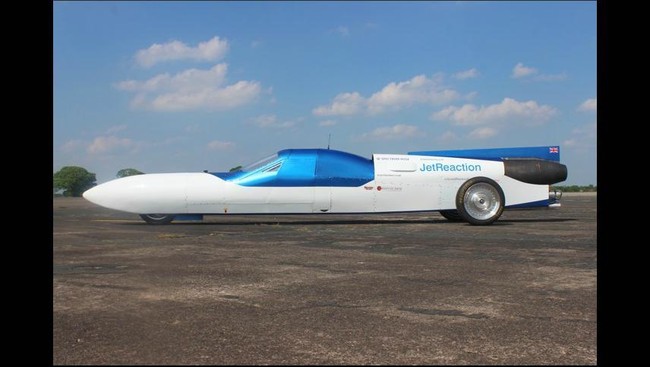 Jet Reaction didesain untuk menempuh lebih dari 644 kilo meter per jam guna mengalahkan sepeda motor tercepat saat ini dengan rekor 605,69 kilo meter per jam.