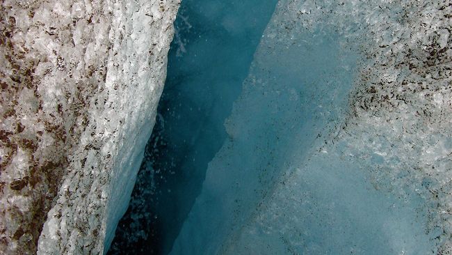Sensasi 'Wisata <i>Frozen</i>' di Gua Es Terbesar di Dunia Jika liburan ke pantai terlalu panas untuk Anda, pertimbangkan untuk berbagai jenis wisata yang benar-benar bisa mendinginkan.
