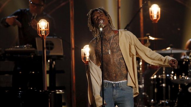 Lagu milik Wiz Khalifa dan Charlie Puth yang video musiknya di YouTube sudah ditonton 1,3 miliar kali ini ditolak mentah-mentah panitia Oscar.