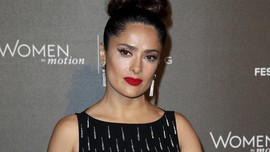Salma Hayek Takjub Duet dengan 'Jon Snow' di 'The Eternals'