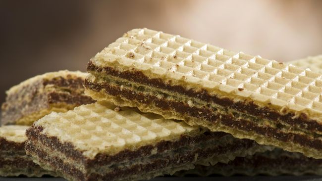Rasa sakenya didapat dari bubuk sake yang dicampurkan ke dalam adonan wafer dan cokelat putih.