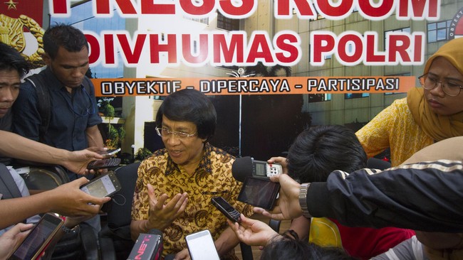 Seluruh pelaku kejahatan terhadap anak harus dieksekusi berdasarkan vonis hakim dengan hukuman-hukuman pemberatan.