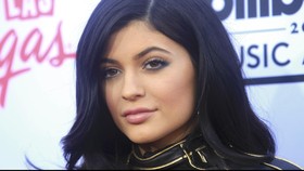 Putus dengan Tyga, Kylie Jenner Pesta dengan Scott Disick