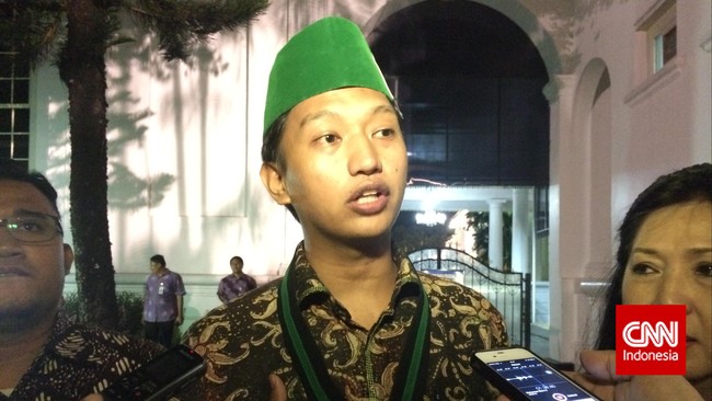 Muhammad Arief Rosyid Hasan mengundurkan diri dari jabatan komisaris BSI, setelah bergabung di TKN Prabowo-Gibran.